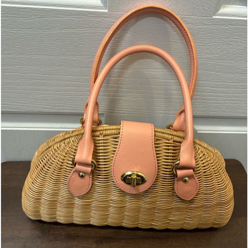 Banana Republic Wicker shoulder purse 12x7x4”